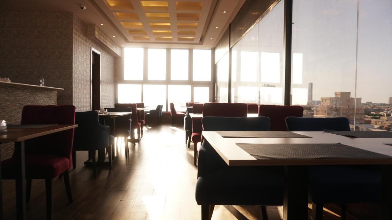Eva Hotel 3*
